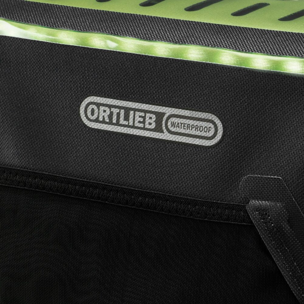 Ortlieb F8230 E-Glow Handlebar Bag - Black