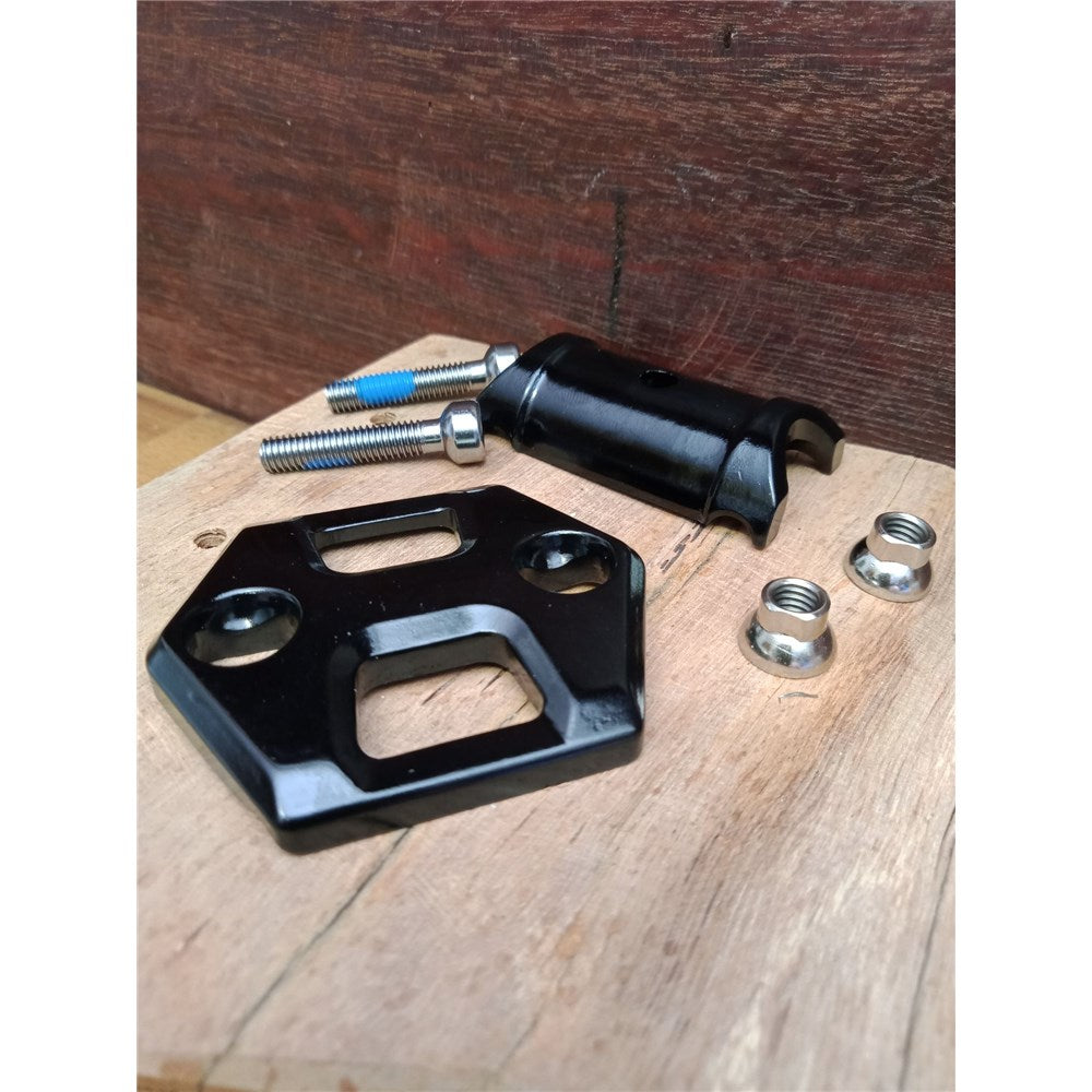 TranzX YSP15 Seatpost Clamp Kit - Black