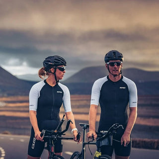 Zone3 Men's Lava Long Distance Short Sleeve Trisuit - Black/White