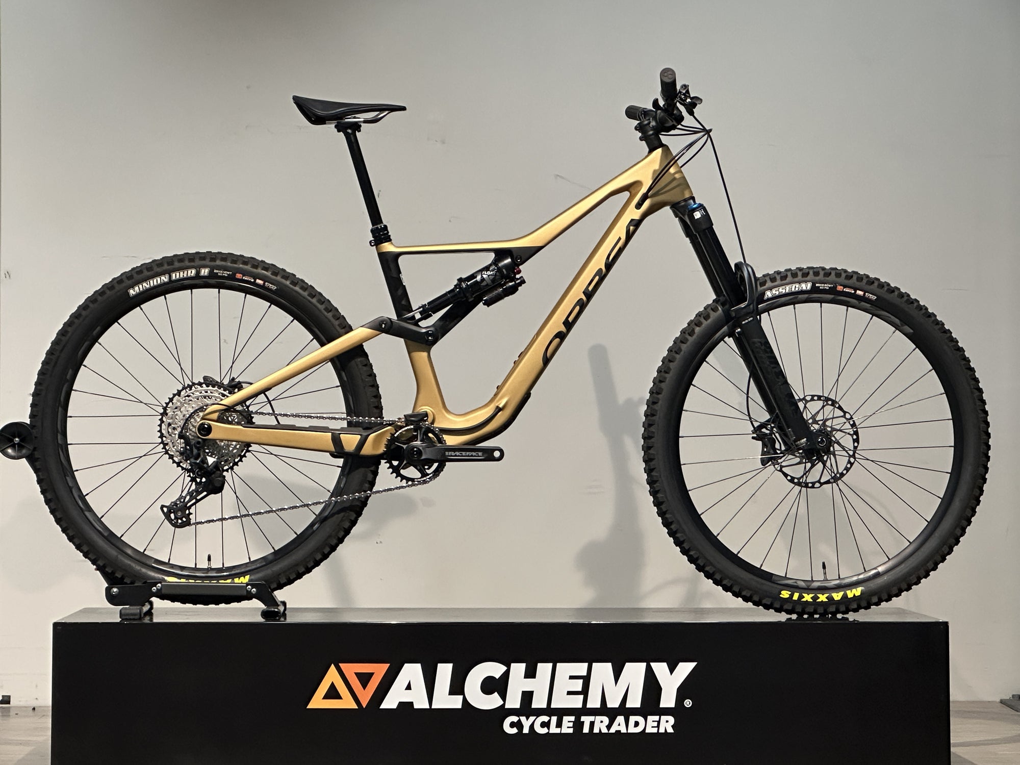 2023 Orbea Rallon M20 XLarge Golden Sand-Black Night Ex Demo