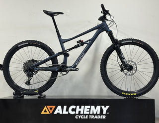Specialized Status 140 S4 2021