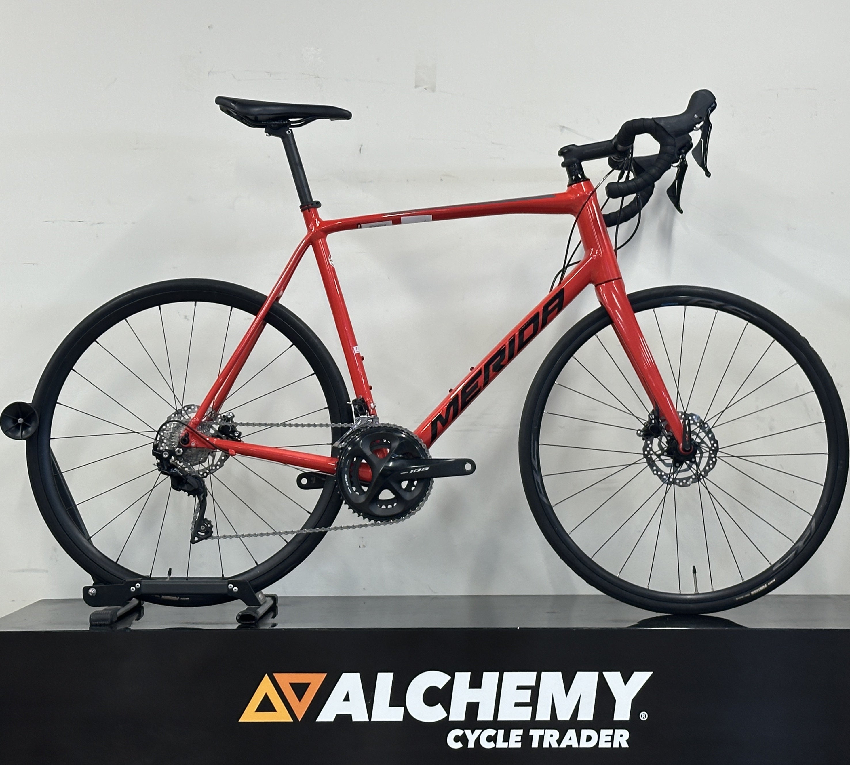 Merida Scultura 400 XL 2021 - Alchemy Cycle Trader