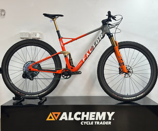 Factor Lando XC Large 2024