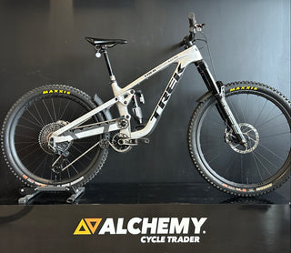 Trek Slash 9.9 Gen6 Medium 2025