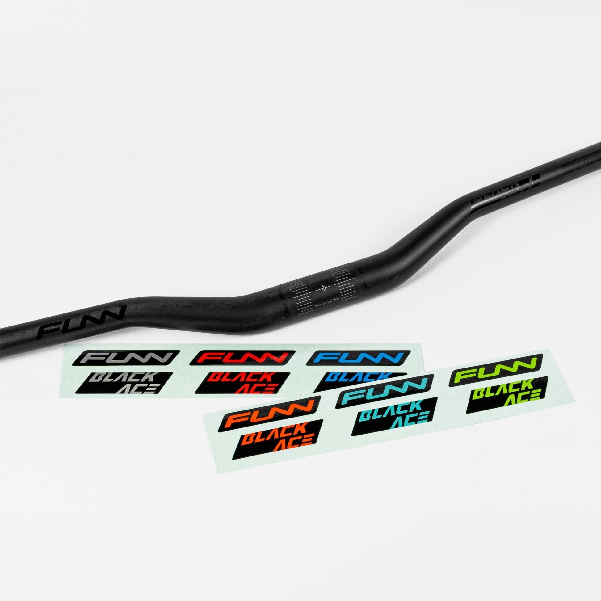 FUNN Black Ace Carbon Handlebar 15mm Rise - Black