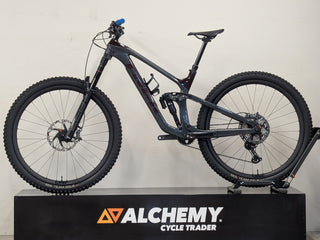 Trek Slash 9.8 XT Medium 2023