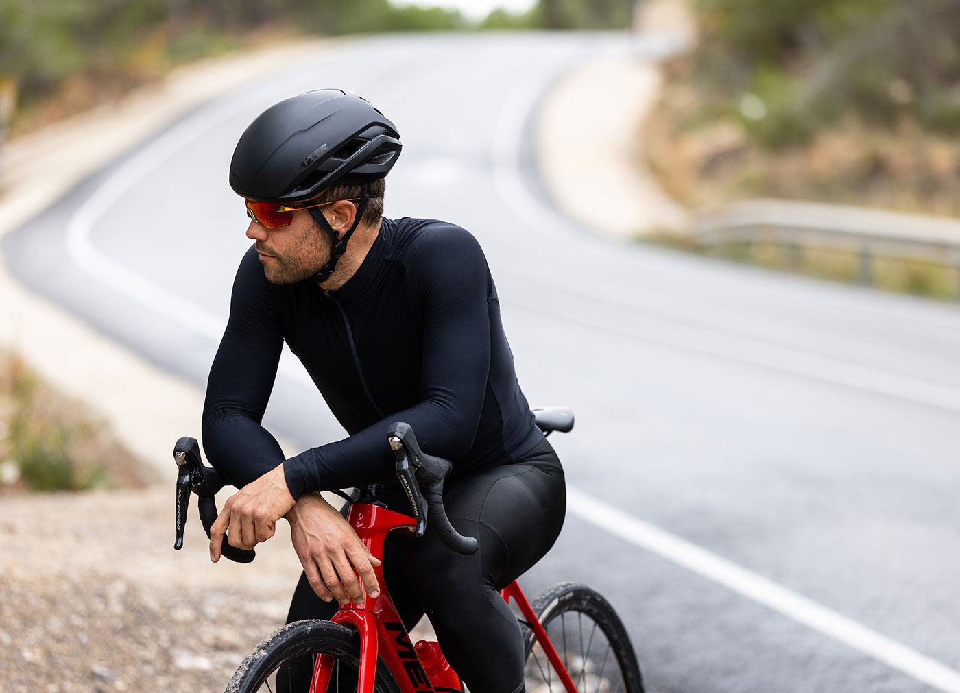 Lazer Strada KinetiCore Aeroshell Helmet - Matte Black