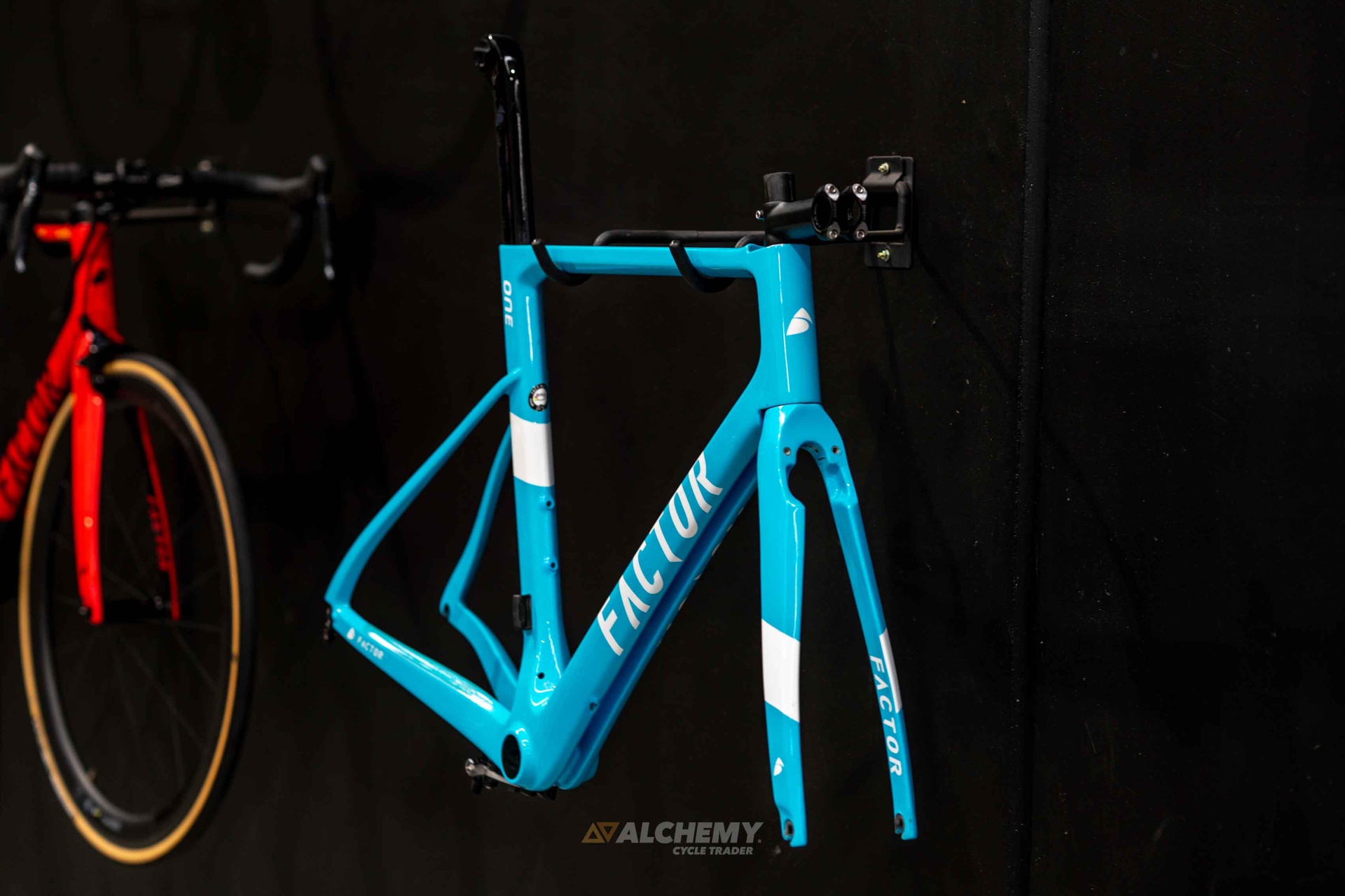 Factor One S 56cm Chassis Ag2r