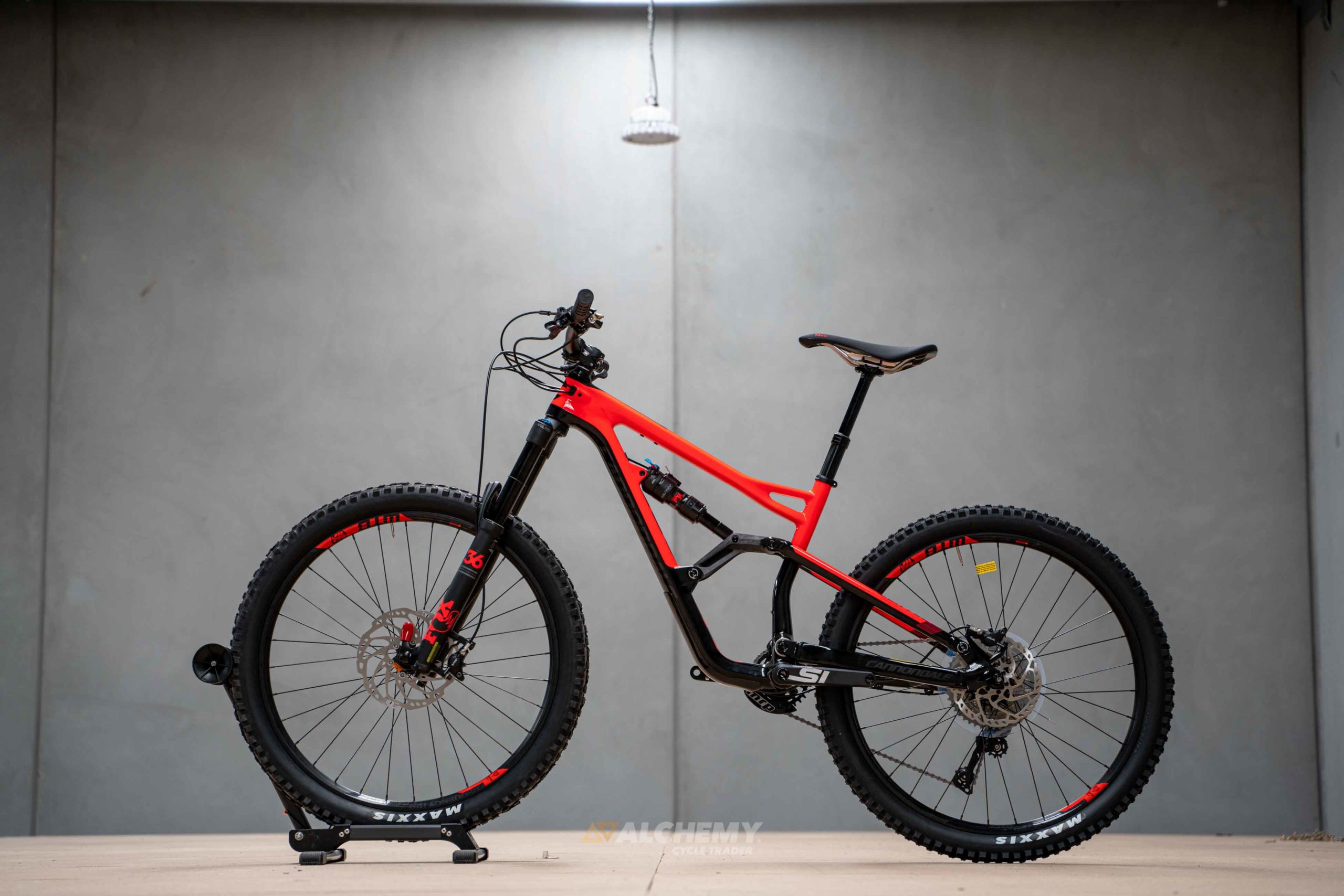 trek dual sport 4 price in india