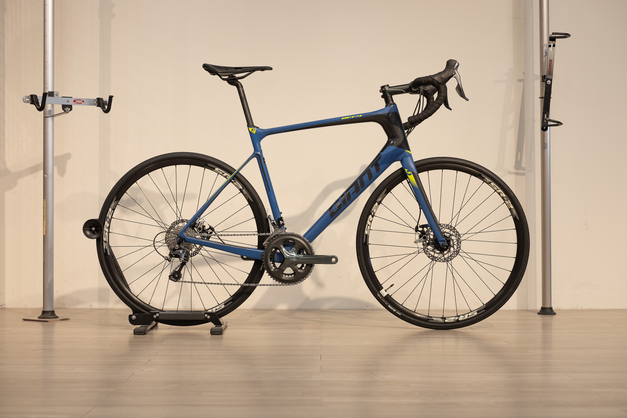 giant defy road bike 2016